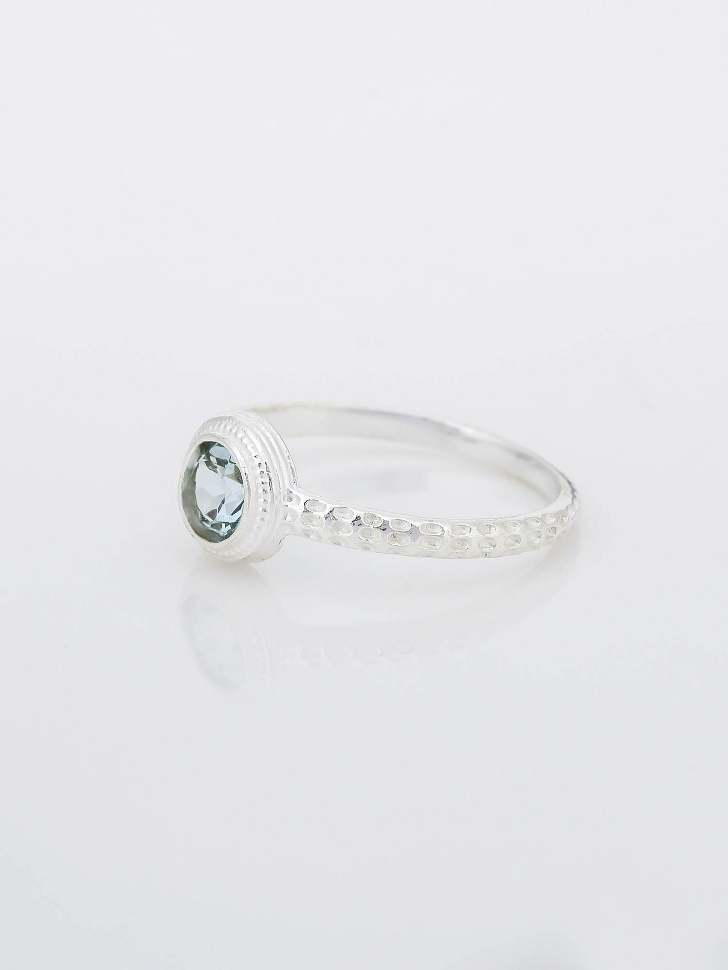 Dotted Halo Ring BLUE TOPAZ