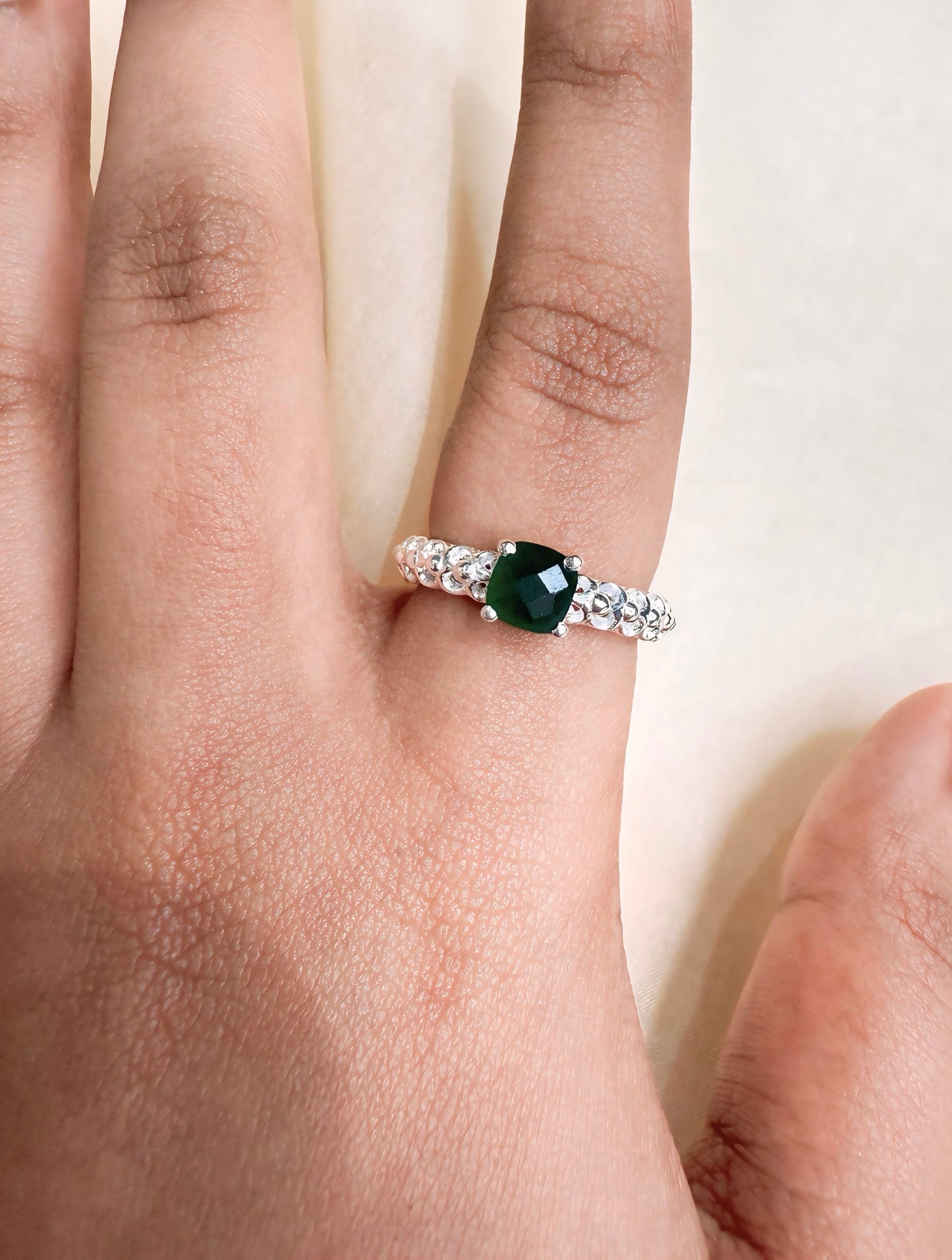Designer Aura GREEN ONYX