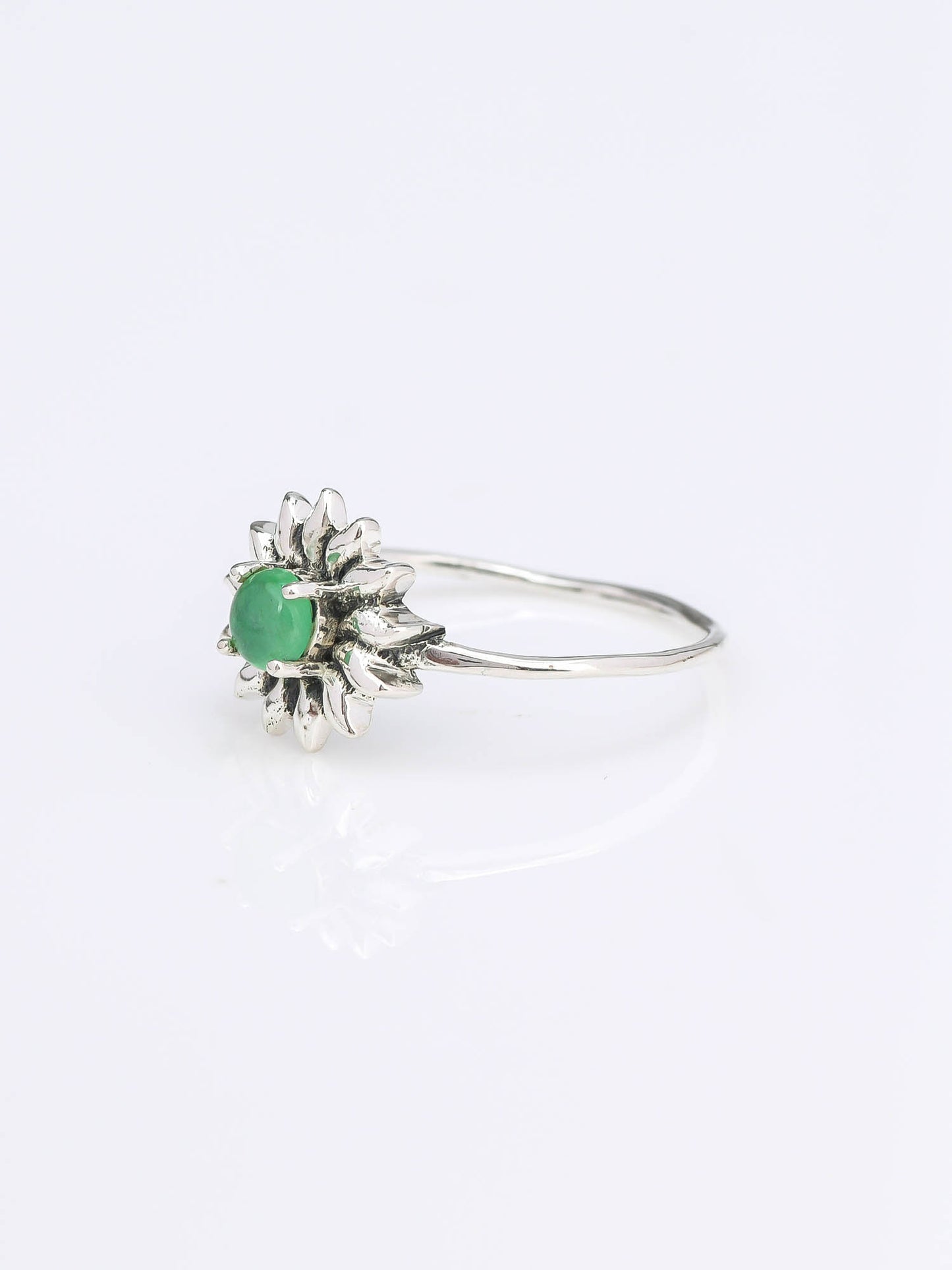 Aurora Flora Ring GREEN AVENTURINE