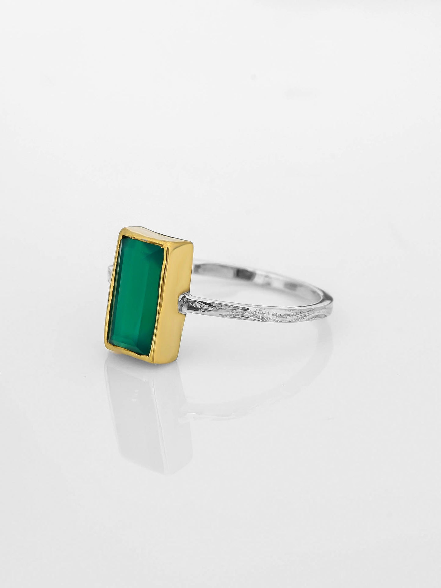 Rectangular Radiance GREEN ONYX