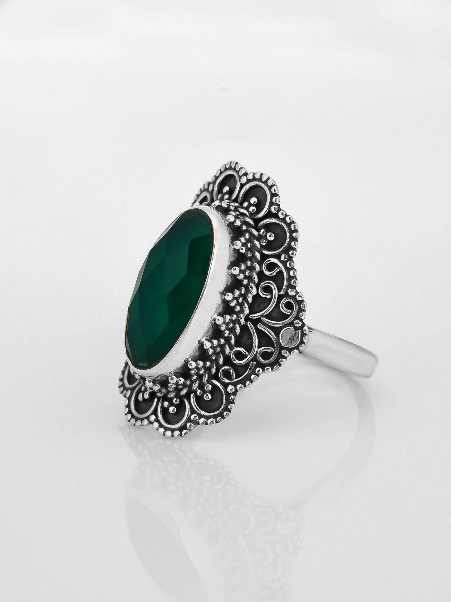 Mystic Flora Ring GREEN ONYX