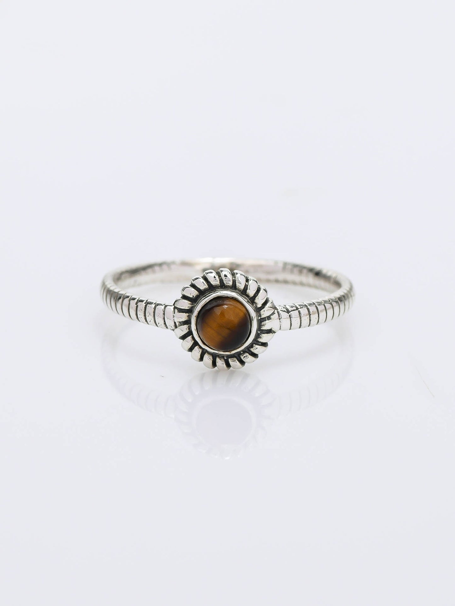 Circle Of Elegance TIGER EYE